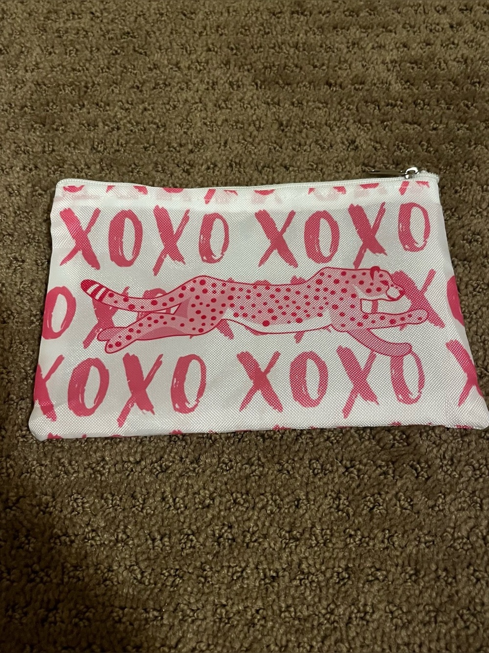 Travel makeup bag